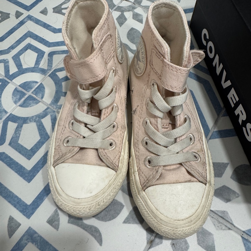 Converse Kids High-Top Sneakers - Light Pink